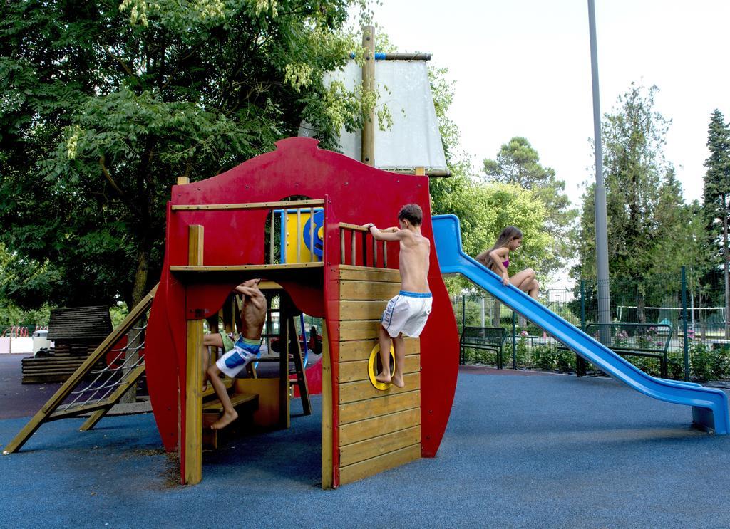 מלון סרטאנו Parco Delle Piscine מראה חיצוני תמונה